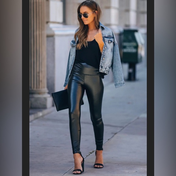 Last 1 ! Black Faux Leather High Rise Leggings - Picture 12 of 13